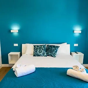 Isola 163 Guest house