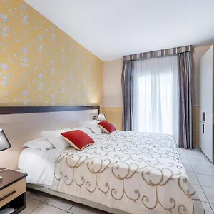 3* Hotel De La Relais